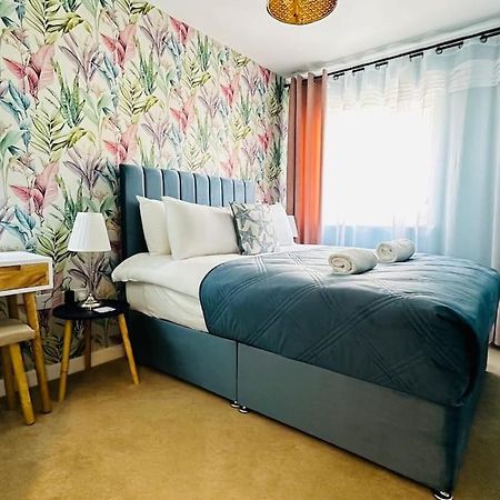 Cosy Apartment At The Marina Portishead Exterior photo